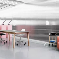 Normann Copenhagen Form Chair - Swivel 5W Gaslift -Hallway Salg normann copenhagen stol form chair swivel 5w gaslift stel sort aluminium saede graa 5960355