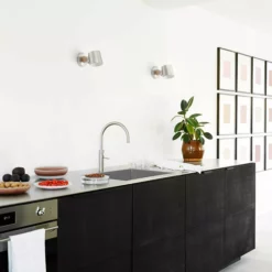 Normann Copenhagen Rise Wall Lamp -Hallway Salg normann copenhagen vaeglampe normann copenhagen rise wall lamp petrol green 3201218