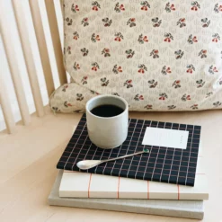 Notem VITA Notebook - Medium -Hallway Salg notem notesbog notem vita notebook medium dark blue grid 9027844 scaled