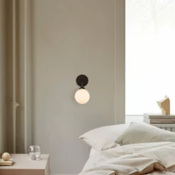 Nuura Apiales Wall -Hallway Salg nuura vaeglampe apiales wall satin black opal 3997353 scaled