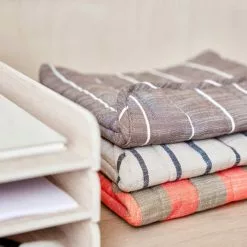 OYOY LIVING Futo Sleeve - Model 13 -Hallway Salg oyoy living computer sleeve oyoy living futo sleeve model 13 405 cherry red 2093003.png scaled