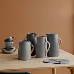 Stelton Emma Vaccum Jug 1,2 L -Hallway Salg stelton termokande emma vaccum jug black 3507340 scaled