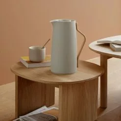 Stelton Emma Vaccum Jug 1,2 L -Hallway Salg stelton termokande emma vaccum jug sand 9992680 scaled