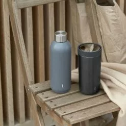 Stelton To Go Click Vacuum Insulated Cup 0.4 L -Hallway Salg stelton termokop to go slik vacuum insulated cup 0 4 l black 7140120