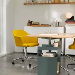 &Tradition Pavilion AV18 -Hallway Salg tradition bord pavilion av18 clear laquered oak black frame 5747865 scaled