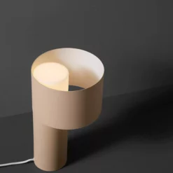 Woud Tangent Table Lamp -Hallway Salg woud bordlampe tangent table lamp desert sand 8538379 scaled